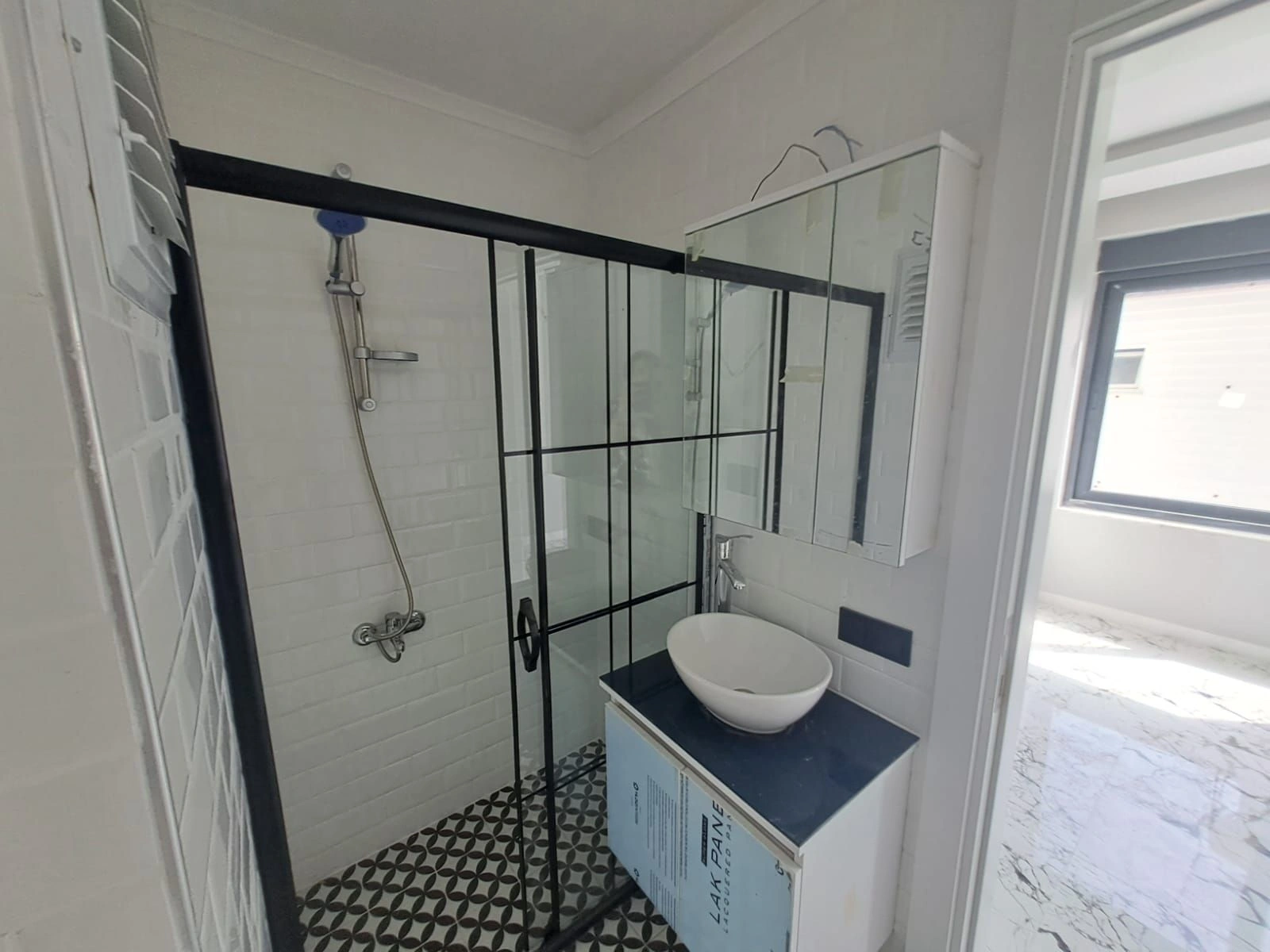 آپارتمان 1+1 در محمتلار