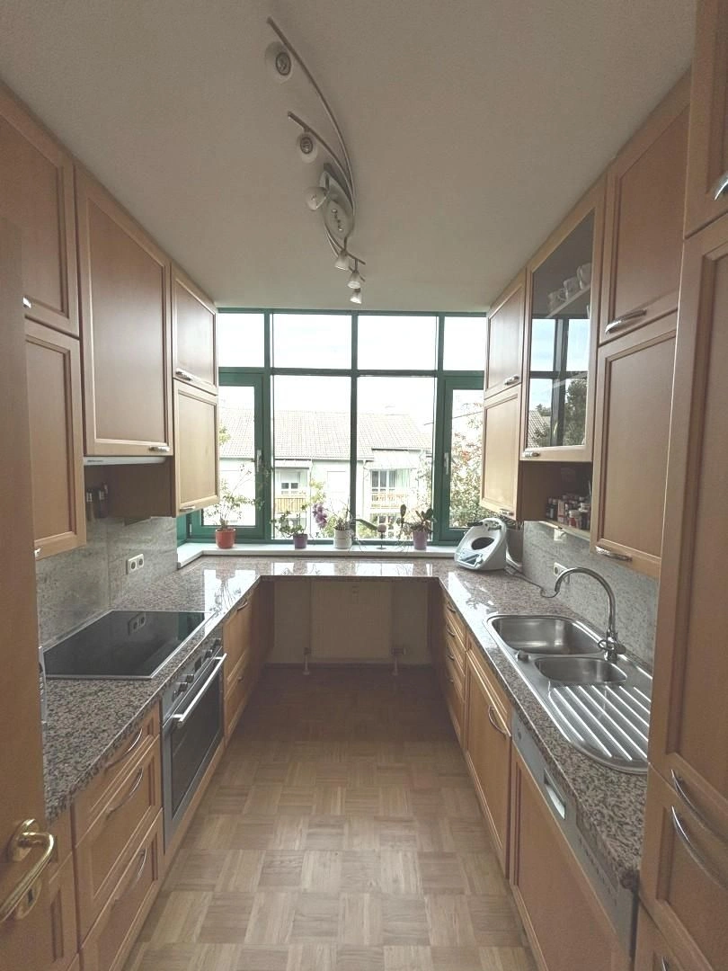 Three-room apartment in Froschberg, Austria