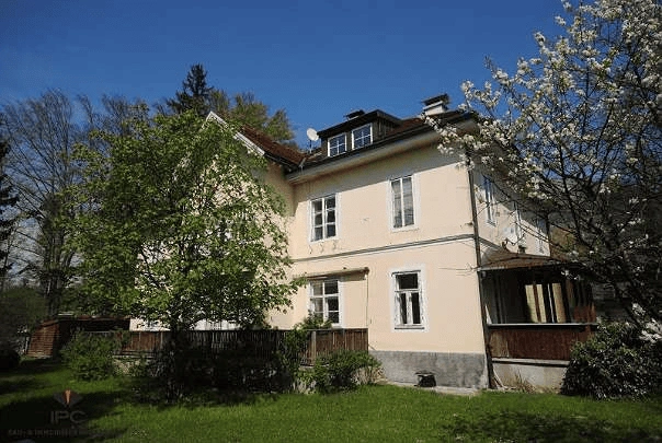 Mansion from the 19th century in Salzburg