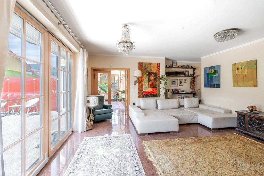 Luxury villa with winter garden in Salzburg