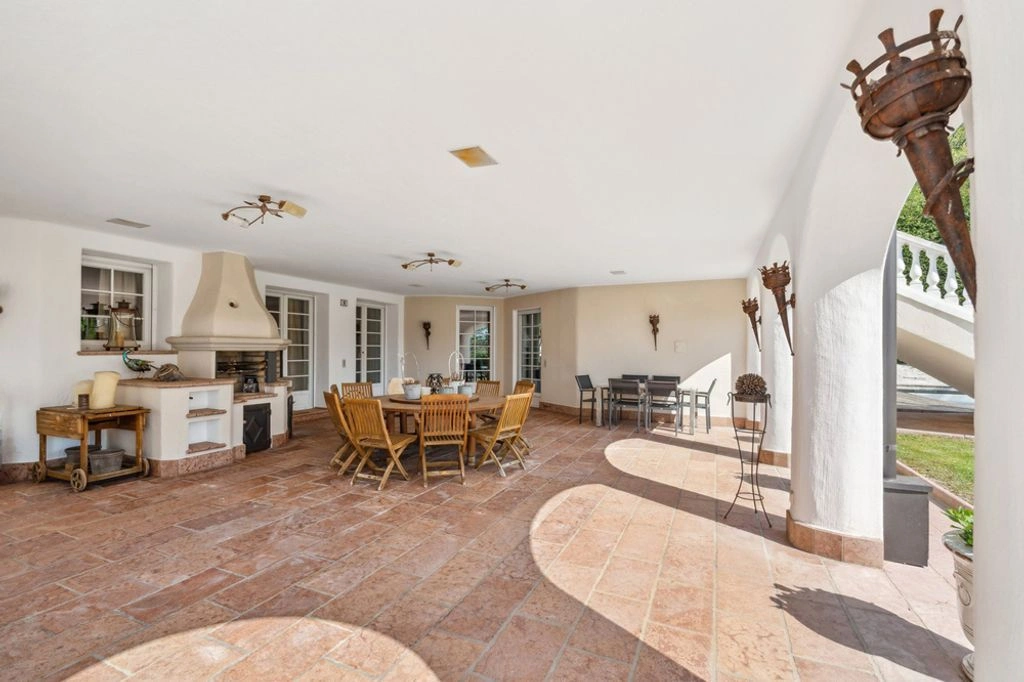 साल्ज़बर्ग के पर्वत नज़ारों वाली विला