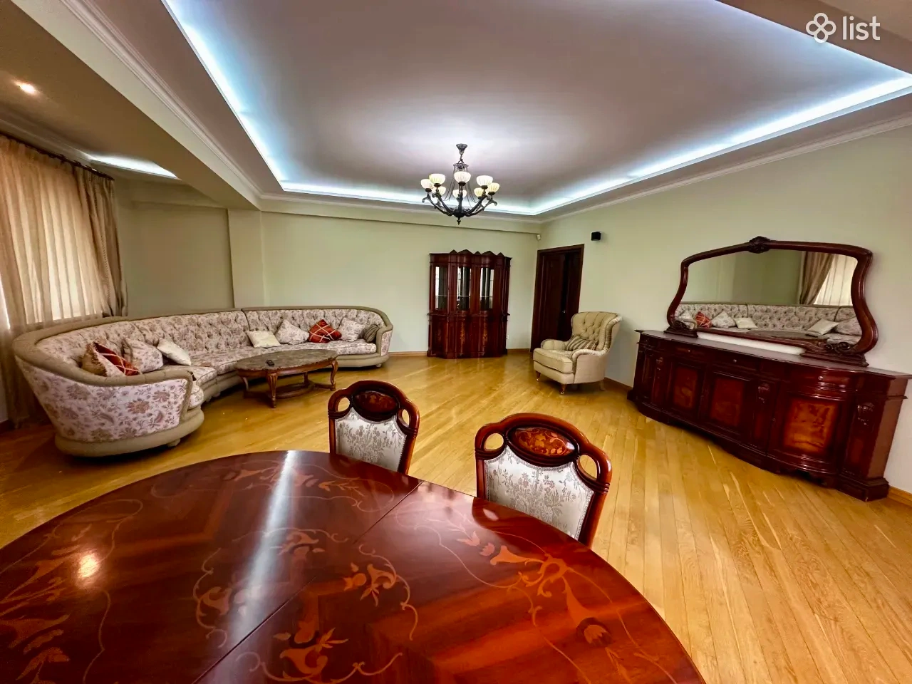 Furnished brand-new apartment 146 m2 in Yerevan, Armenia