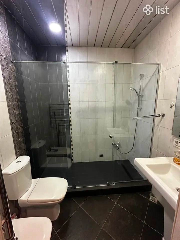 Furnished brand-new apartment 146 m2 in Yerevan, Armenia