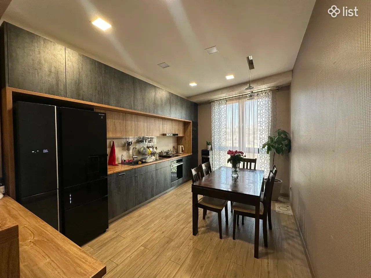 Spacious apartment 217 m2 in Yerevan, Armenia