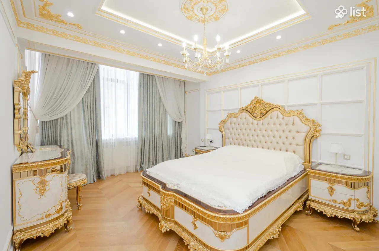 Furnished apartment 170 m2 in Yerevan, Armenia