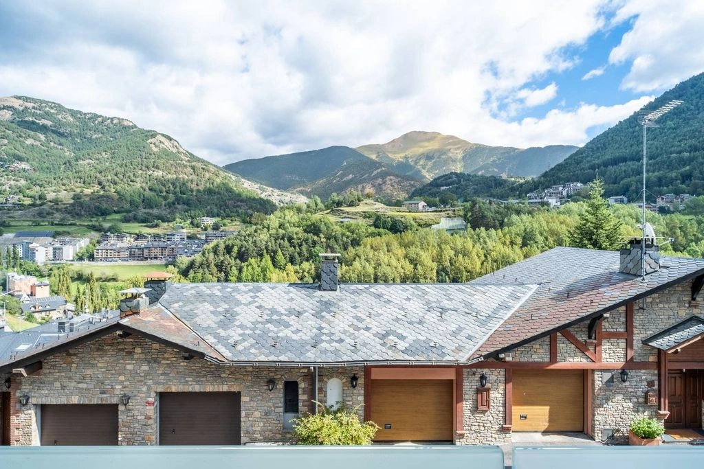 Casa luminosa 4+1 en La Massana, Andorra