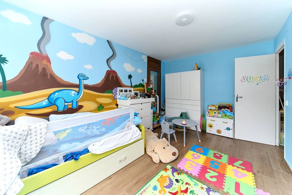 Renovated house 283 m2 in l'Aldosa, Andorra