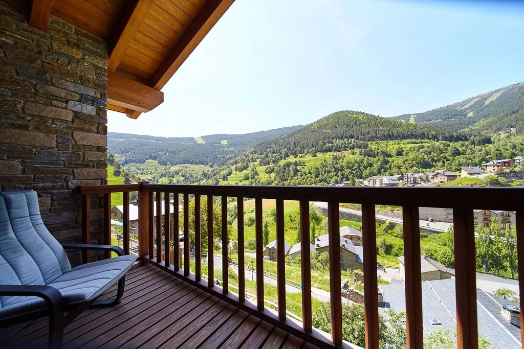 Amplia casa 4+1 en Pal, Andorra