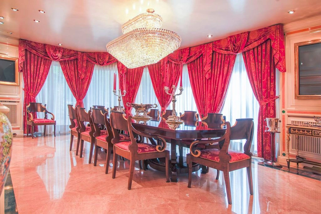 Spacious villa 907 m2 in Andorra la Vella, Andorra