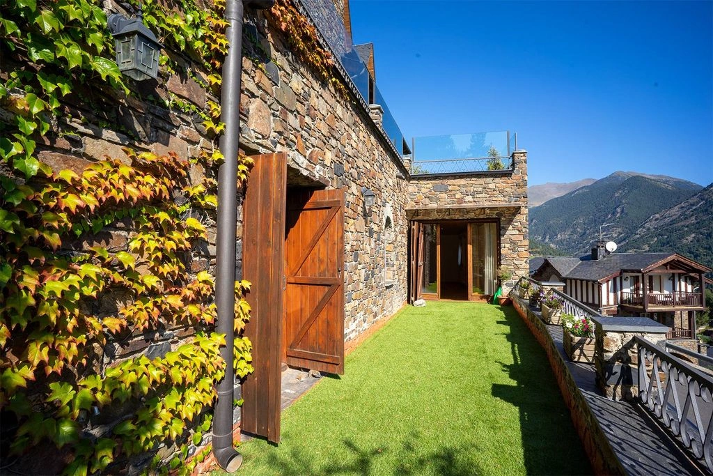 Gemütliche Villa 4+1 in Sispony, Andorra