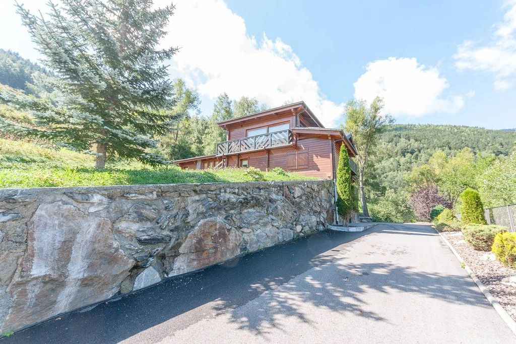 Furnished villa 500 m2 in Pal, Andorra