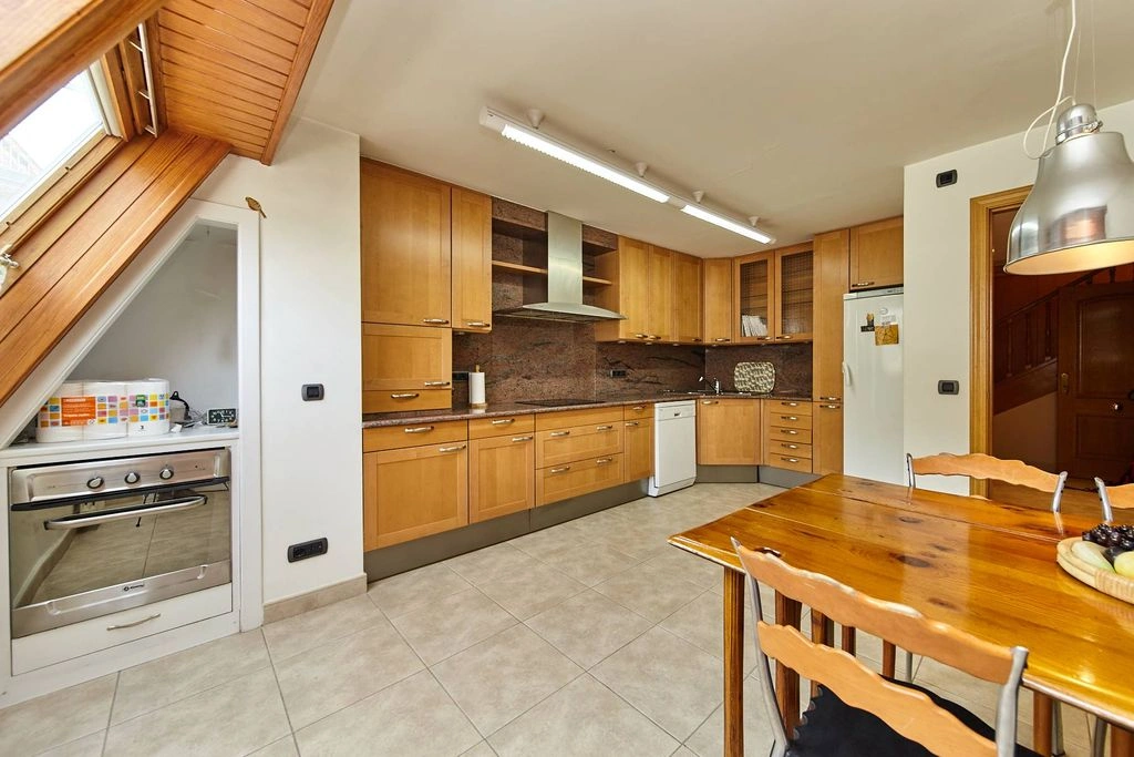 Furnished penthouse 252 m2 in Escaldes-Engordany, Andorra