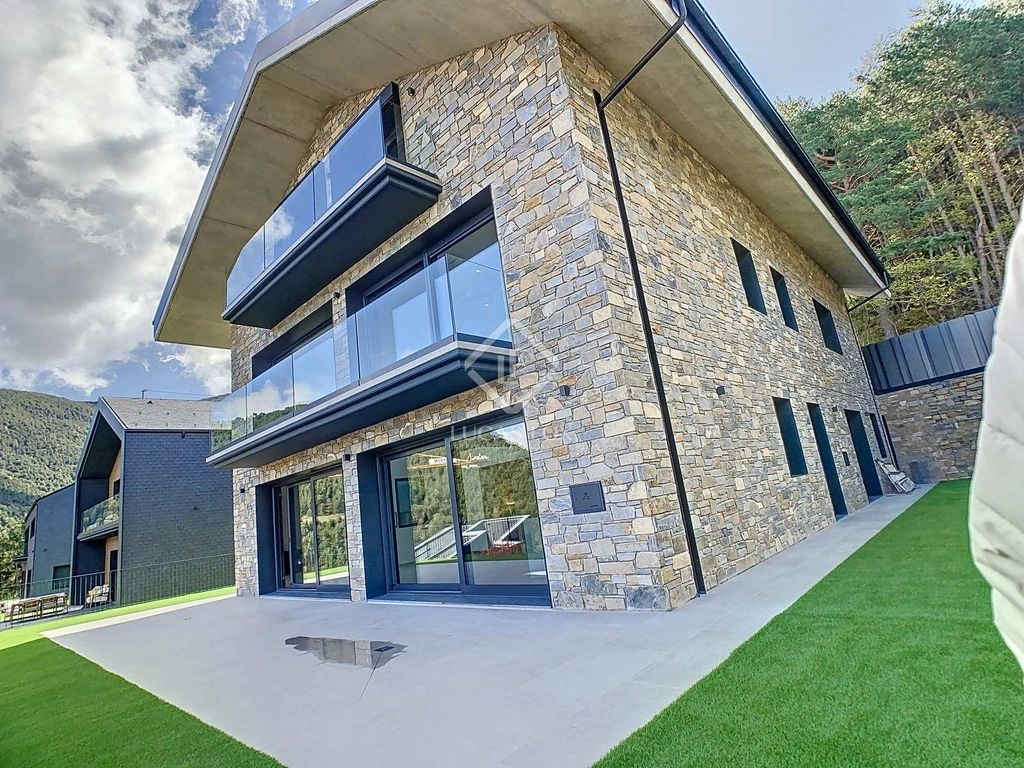 Ampia villa 498 m2 a La Massana, Andorra
