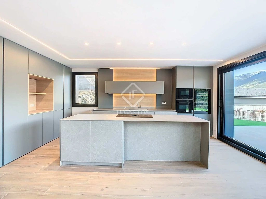 Cozy villa 4+1 in La Massana, Andorra