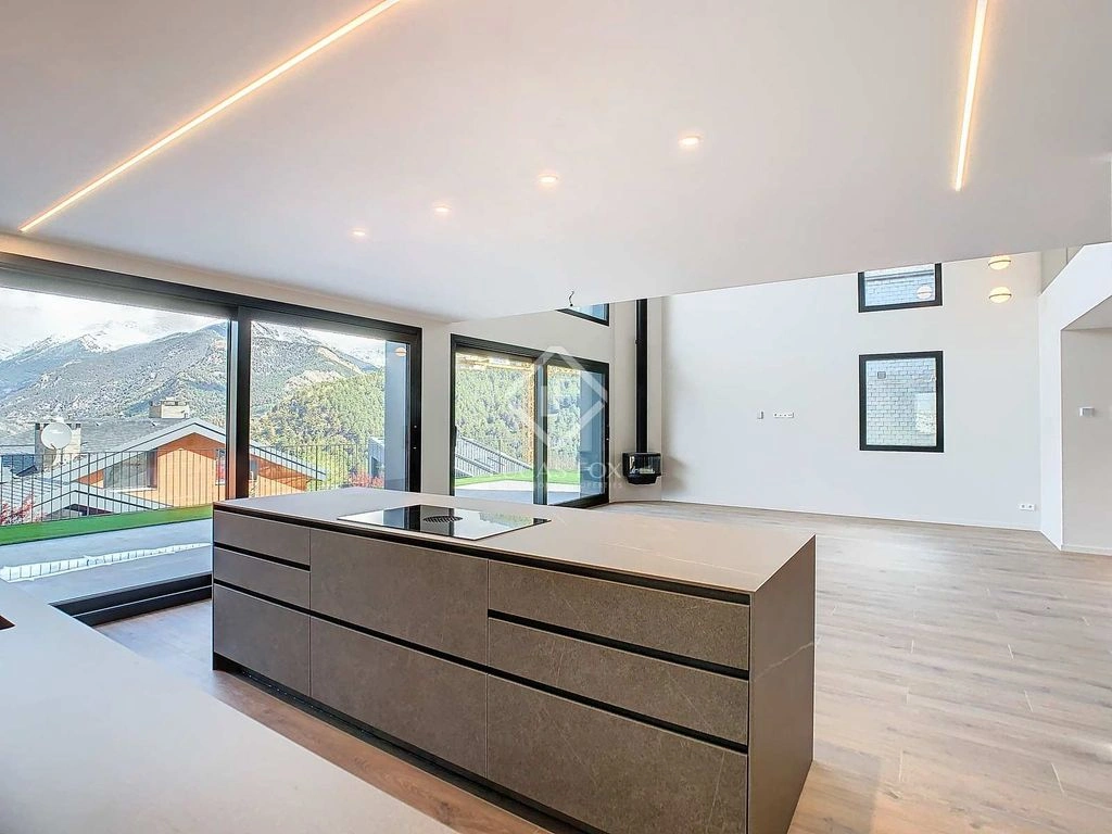 Ampia villa 498 m2 a La Massana, Andorra