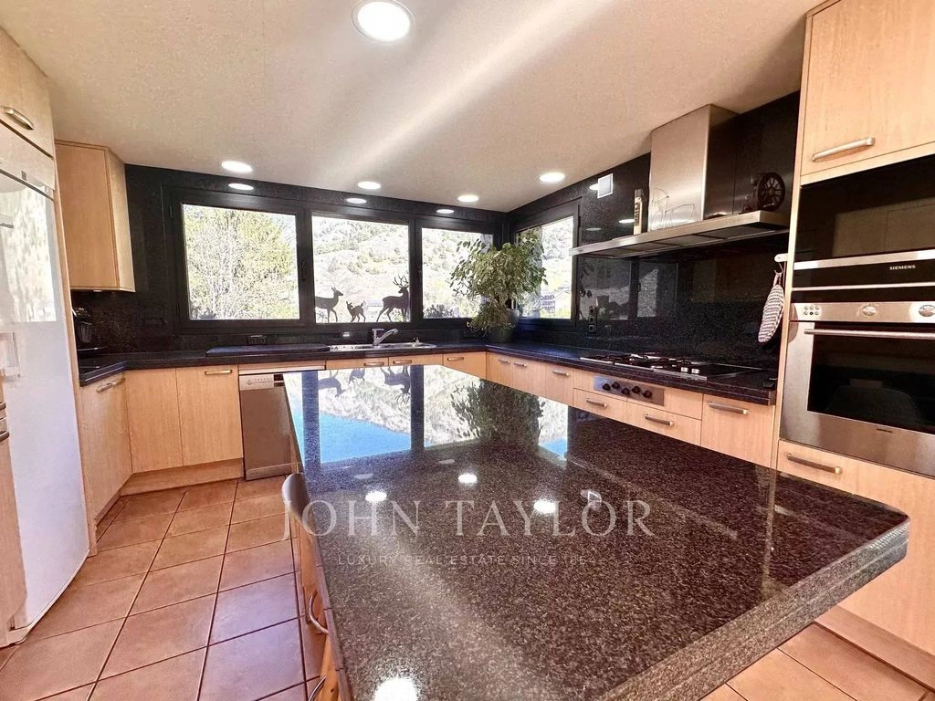 安道尔奥尔迪诺 4+1 舒适住宅