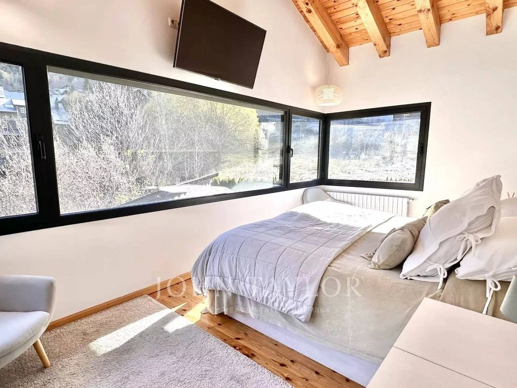 安道尔奥尔迪诺 4+1 舒适住宅