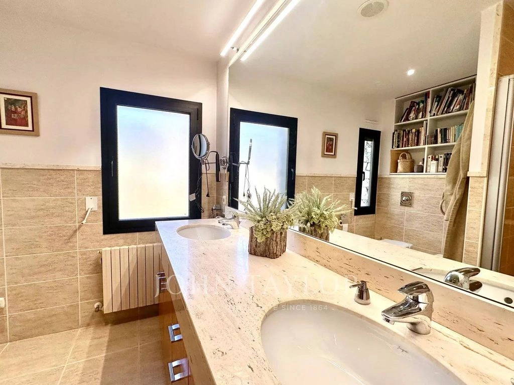 安道尔奥尔迪诺 4+1 舒适住宅