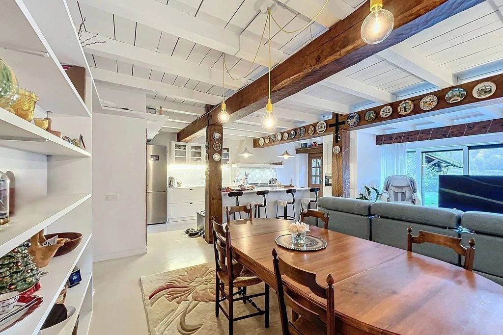 리노베이션 완료 타운하우스 — 안도라 오르디노, 261 m²