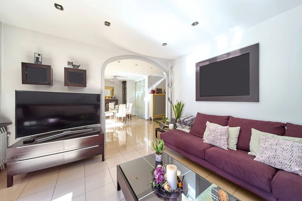 Wohnung 3+1 in Andorra la Vella, Andorra