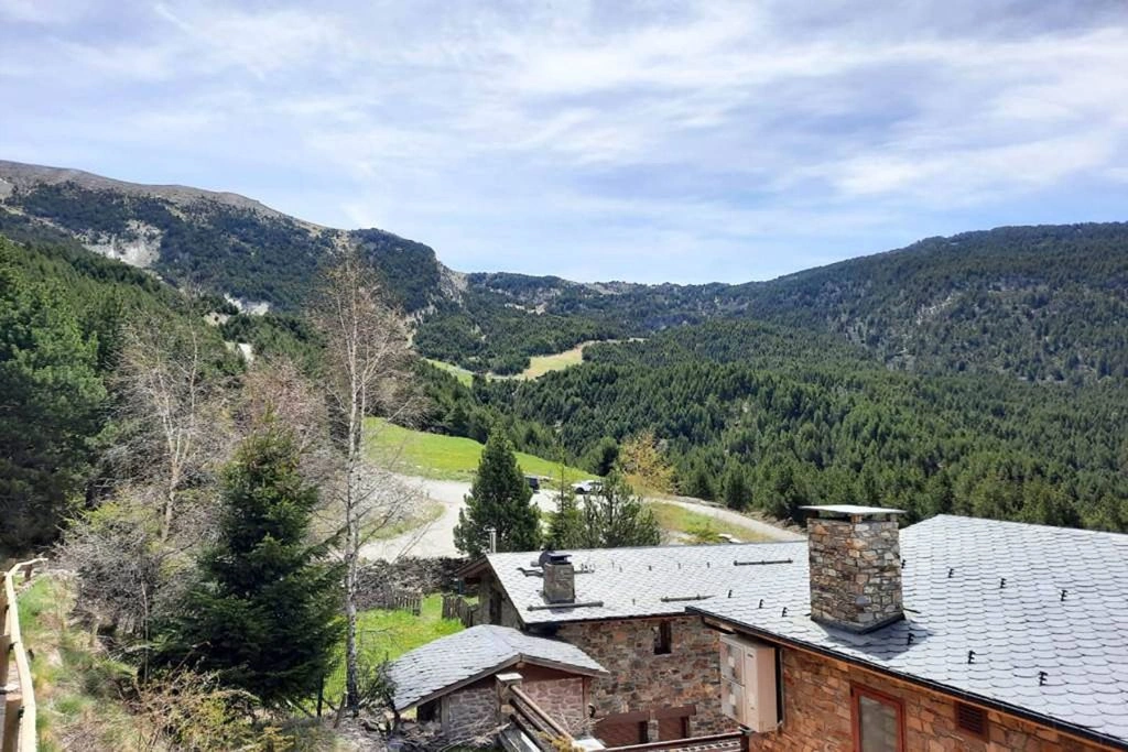 Luxurious house 250 m2 in Canillo, Andorra