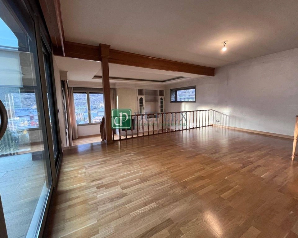Spacious house 500 m2 in Encamp, Andorra
