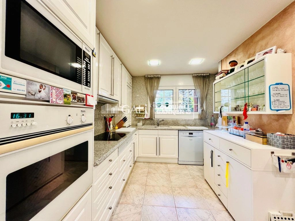 Prestigious house 500 m2 in Encamp, Andorra