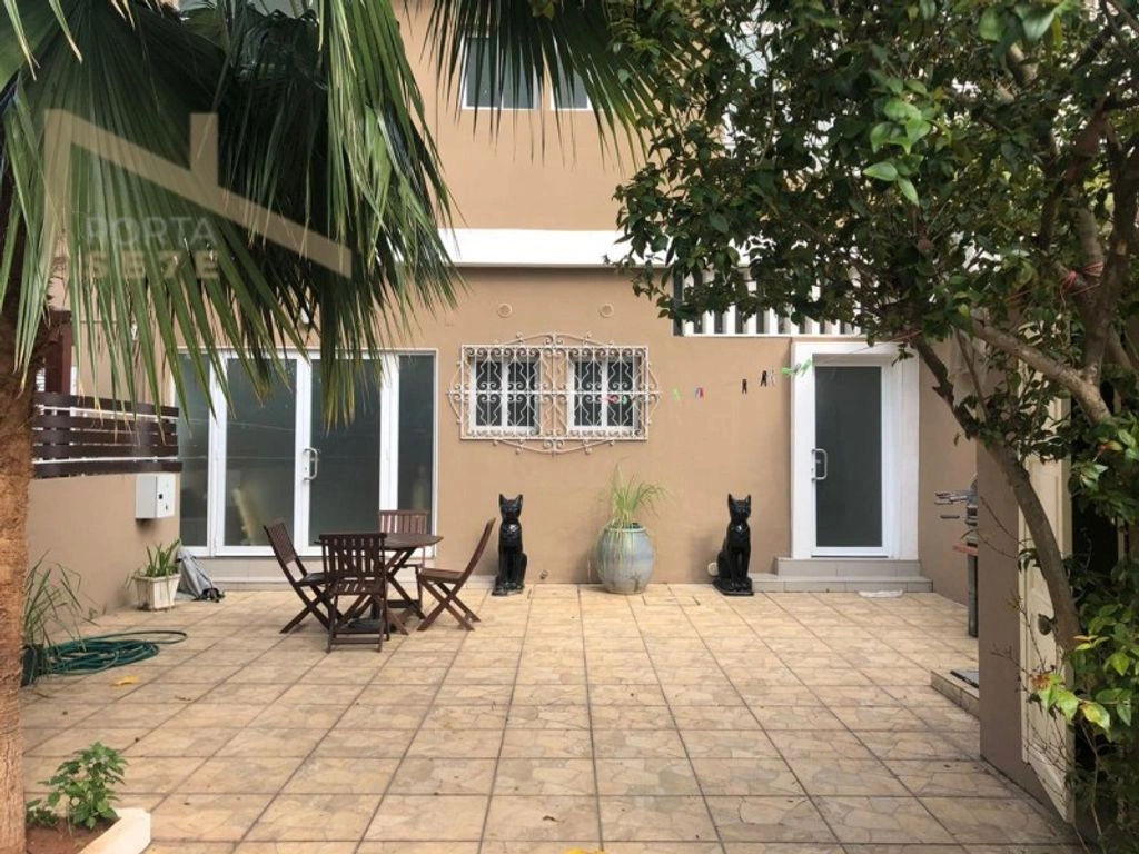 Modern house in Luanda, Angola