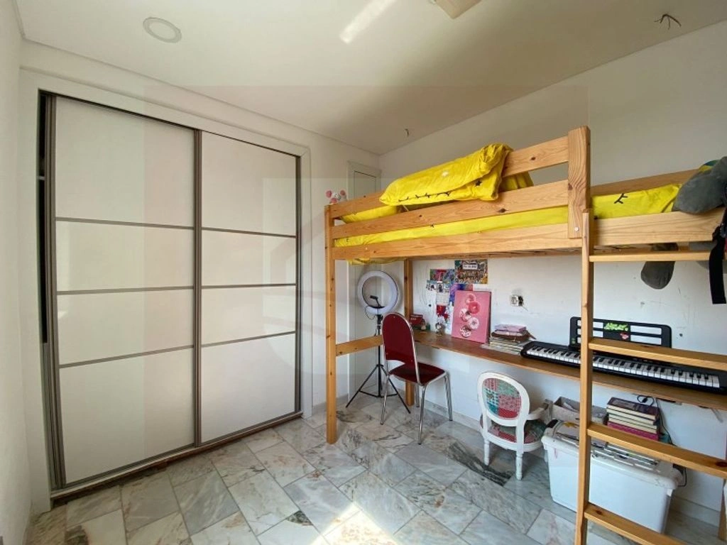 Familienfreundliche 3+1-Wohnung in Luanda, Angola