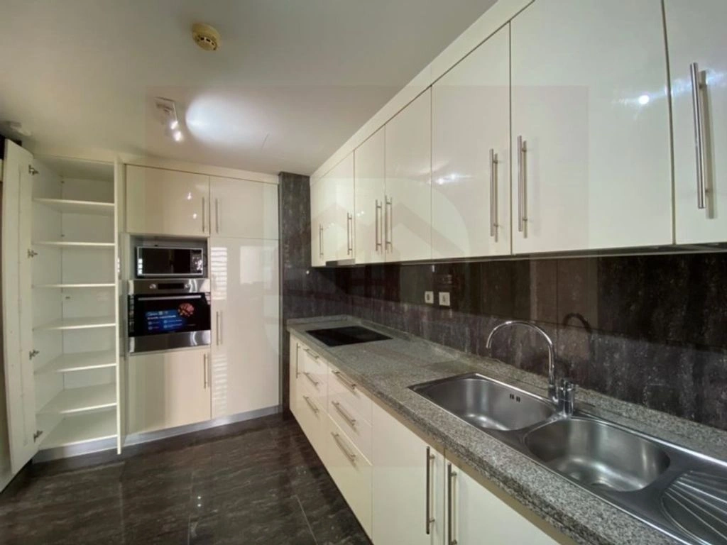 Möbliertes Apartment 150 m2 in Luanda, Angola