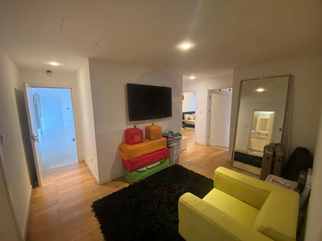 Spacious apartment 3+1 in Luanda, Angola