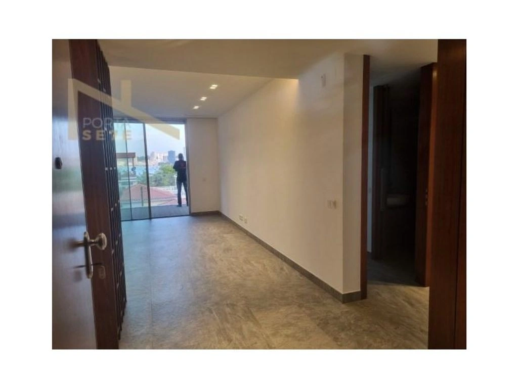 Apartamento confortável 1+1 em Luanda, Angola