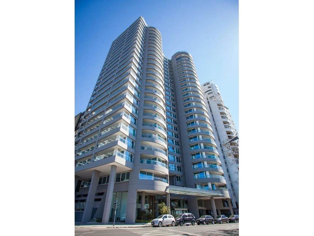 Spacious apartment 360 m2 in Rosario, Argentina