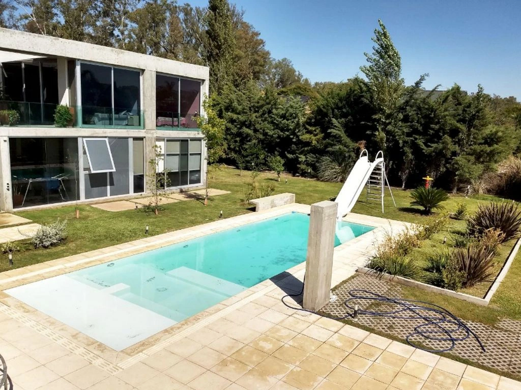 Luxurious house 659 m2 in Rosario, Argentina