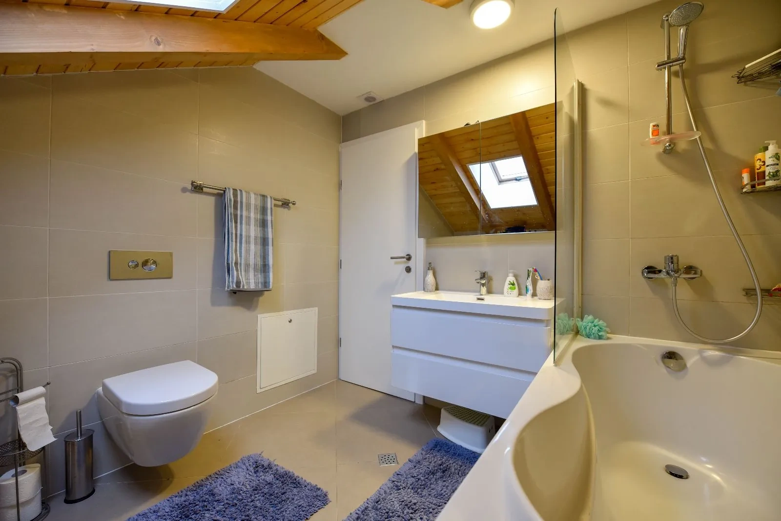 Airy house 4+1 in Sarajevo, Bosnia and Herzegovina