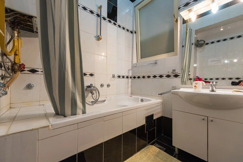 Furnished apartment 140 m2 in Sarajevo, Bosnia and Herzegovina