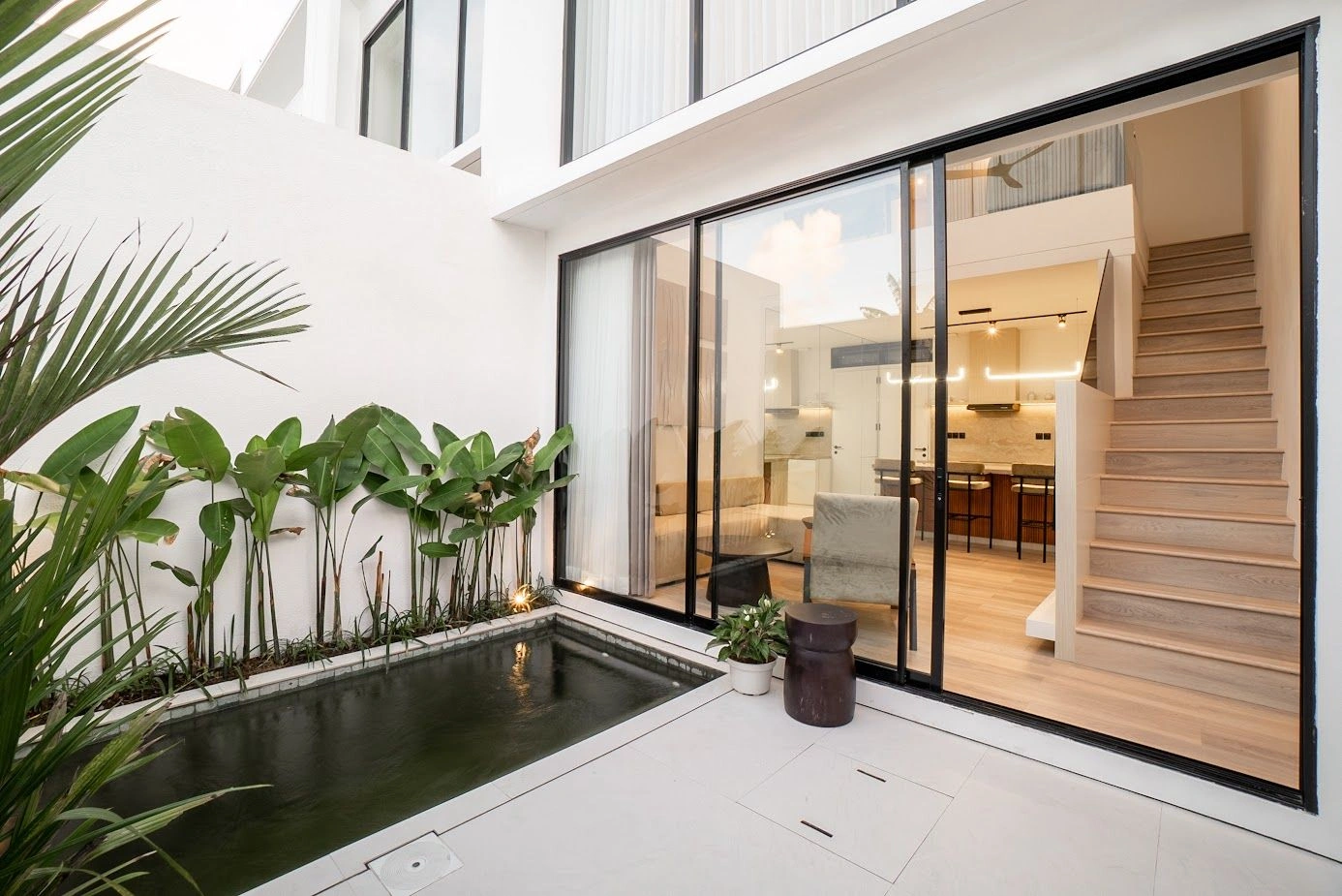 98m2 Villa 5 Minutes from Berawa Beach, Canggu