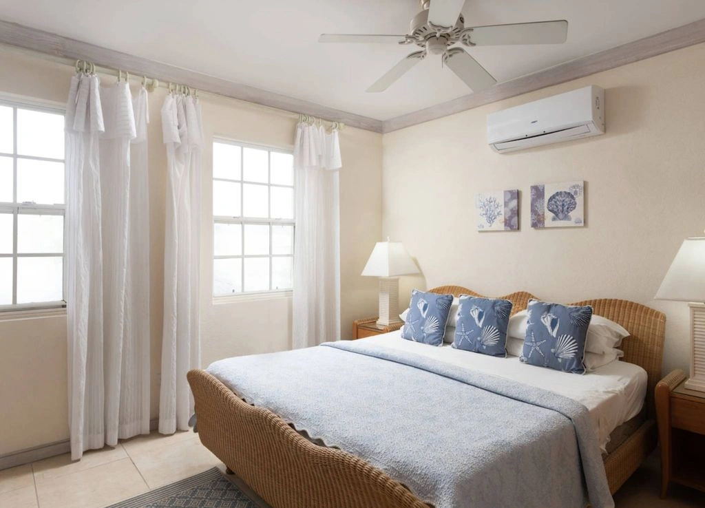 Sea-view duplex 140 m2 in Speightstown, Barbados (#OBb 20-06)