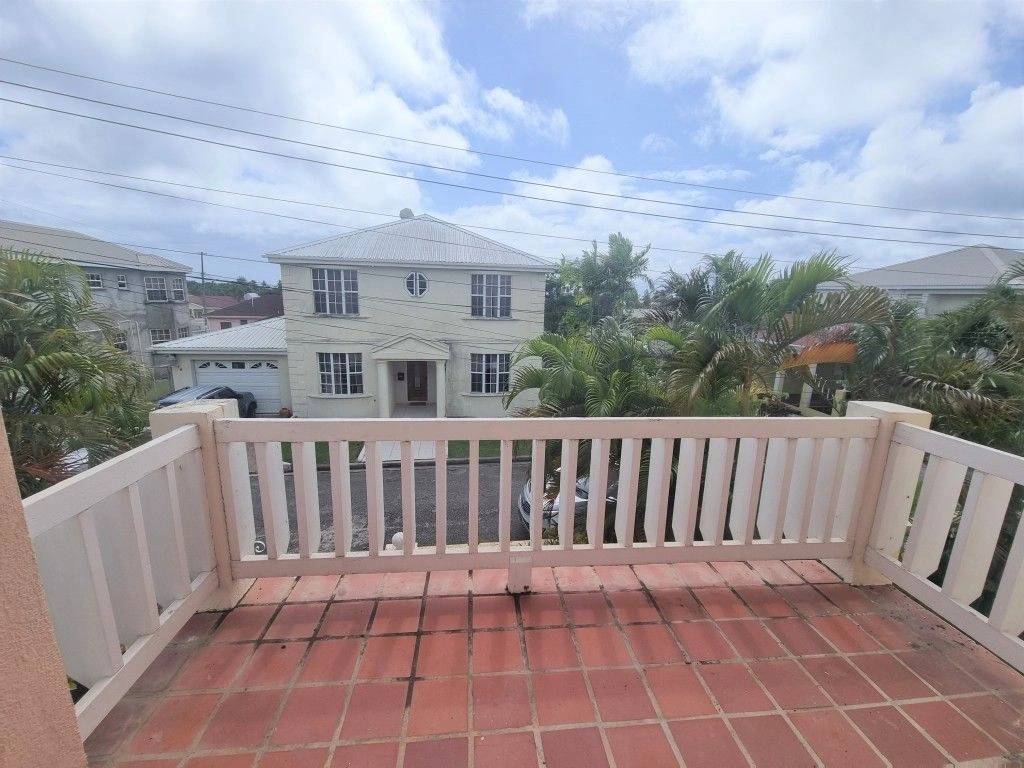Modern house in Speightstown, Barbados (#OBb 20-10)