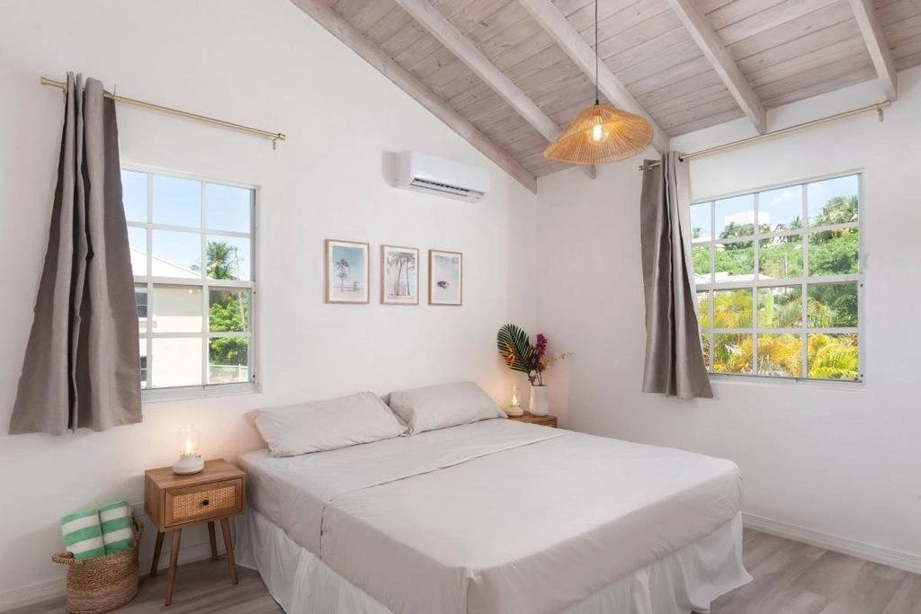 Renovated house in Speightstown, Barbados (#OBb 20-11)