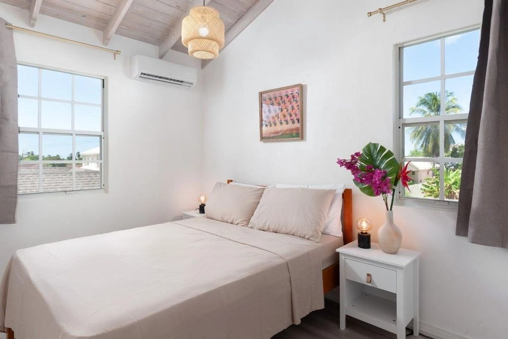 Renovated house in Speightstown, Barbados (#OBb 20-11)