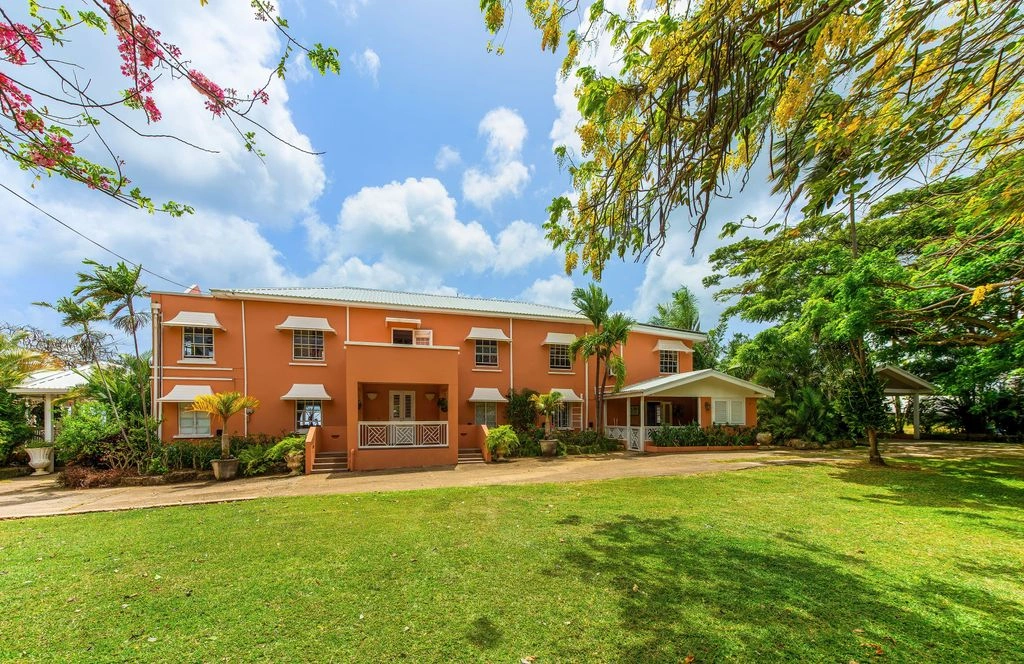 Дом после ремонта в Спейтстауне, Барбадос (#OBb 20-15)