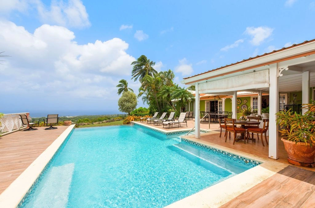 Дом после ремонта в Спейтстауне, Барбадос (#OBb 20-15)