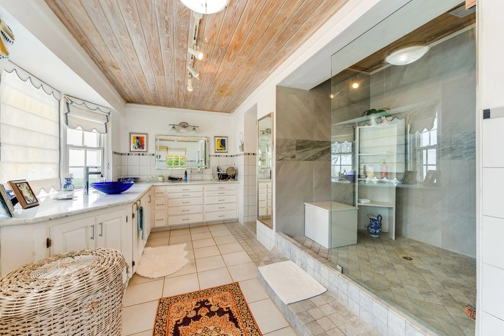 Дом после ремонта в Спейтстауне, Барбадос (#OBb 20-15)