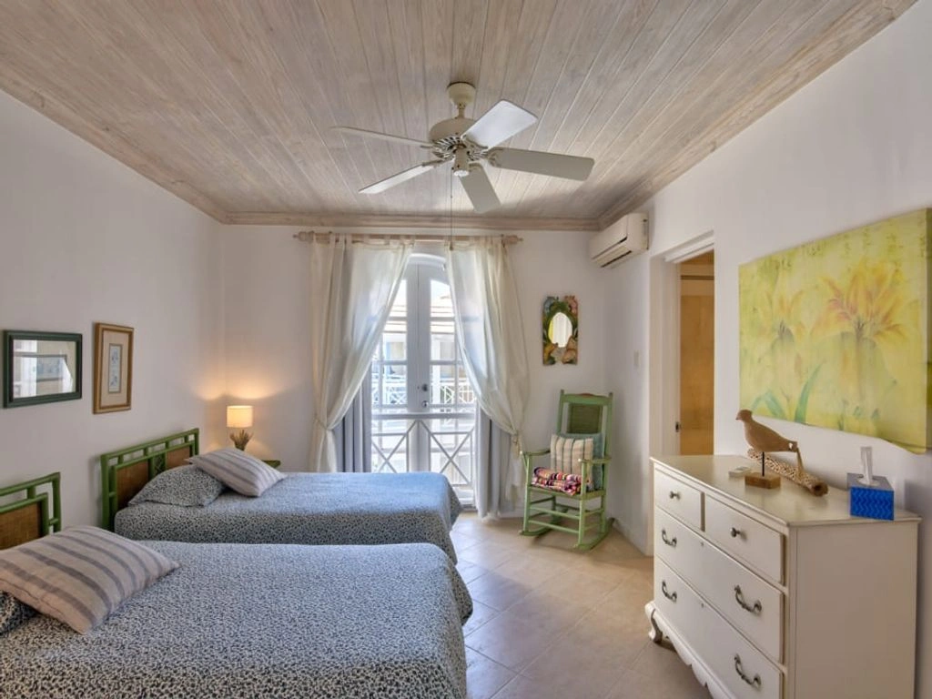 Furnished apartment in Speightstown, Barbados (#OBb 20-16)