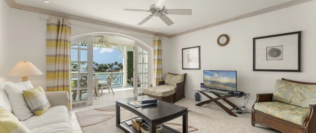 Квартира с мебелью в Спейтстауне, Барбадос (#OBb 20-21)