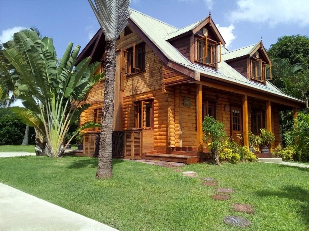 Central house in Holetown, Barbados (#OBb 20-22)