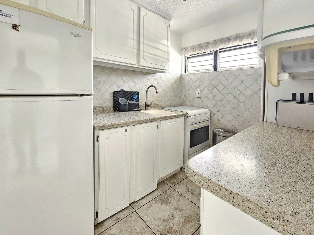 Holetown, Barbados में आधुनिक अपार्टमेंट (#OBb 20-23)