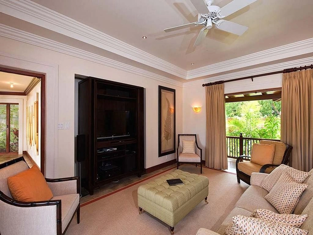 Sea-view villa in Holetown, Barbados (#OBb 20-28)