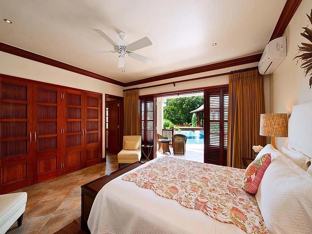 Sea-view villa in Holetown, Barbados (#OBb 20-28)